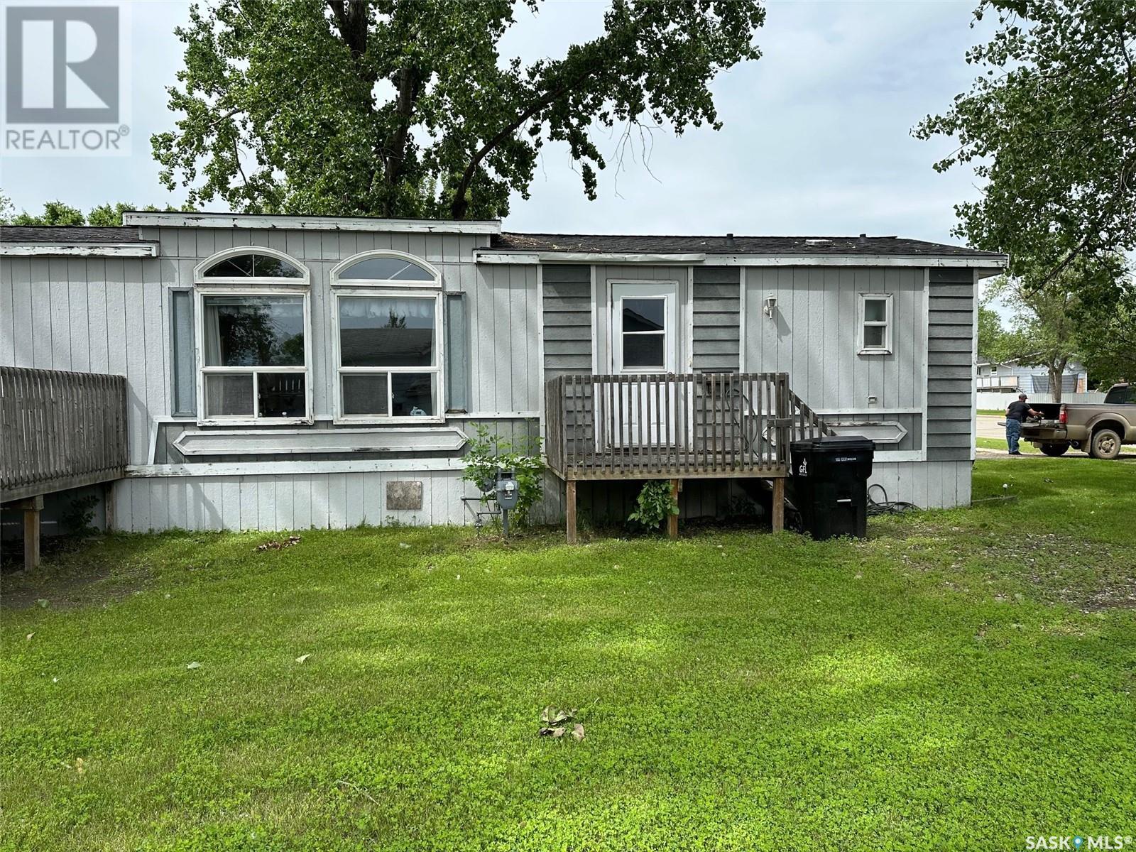 230 Main Street, Bienfait, Saskatchewan