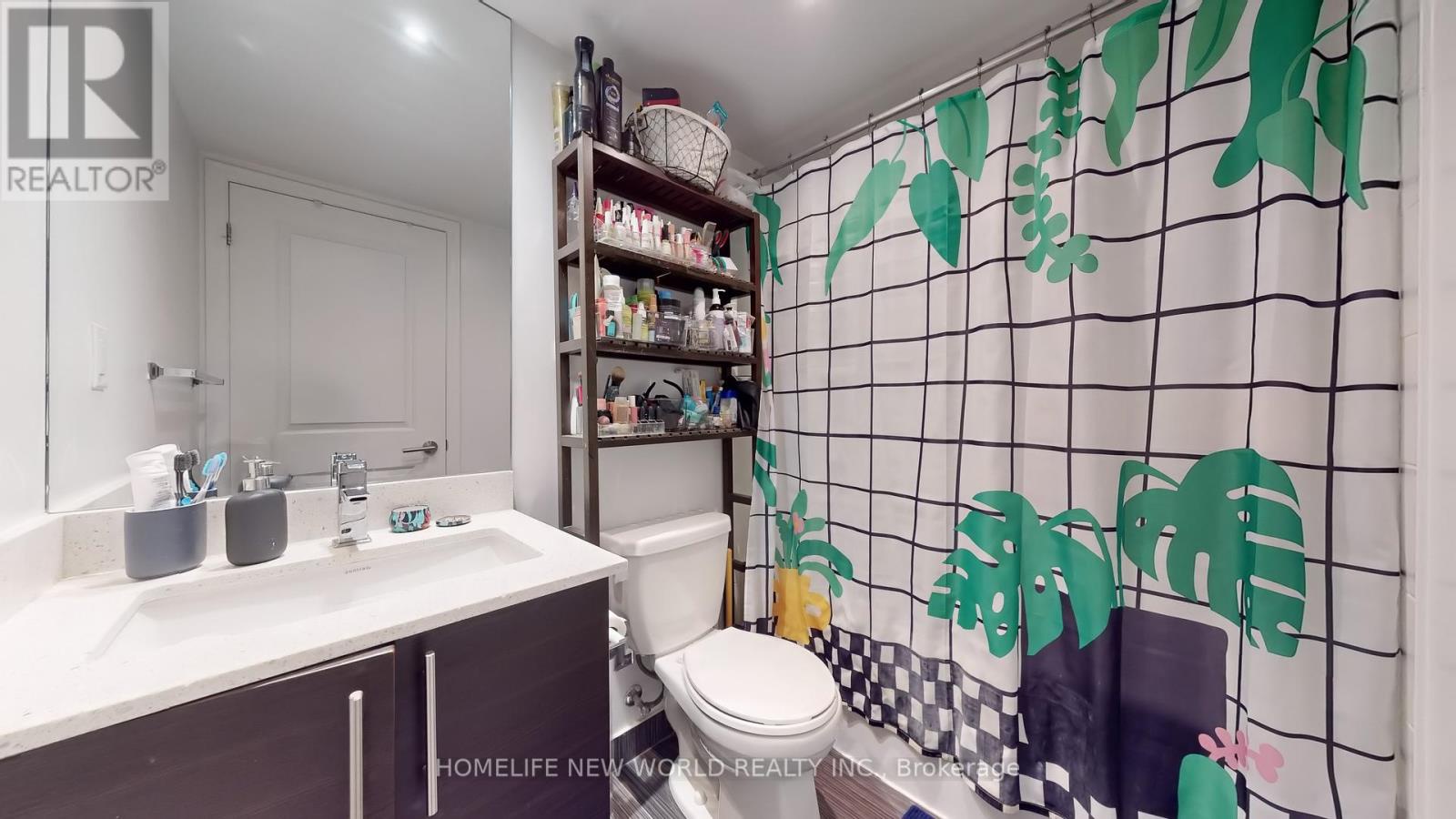 717 - 400 Adelaide Street E, Toronto (moss Park), Ontario