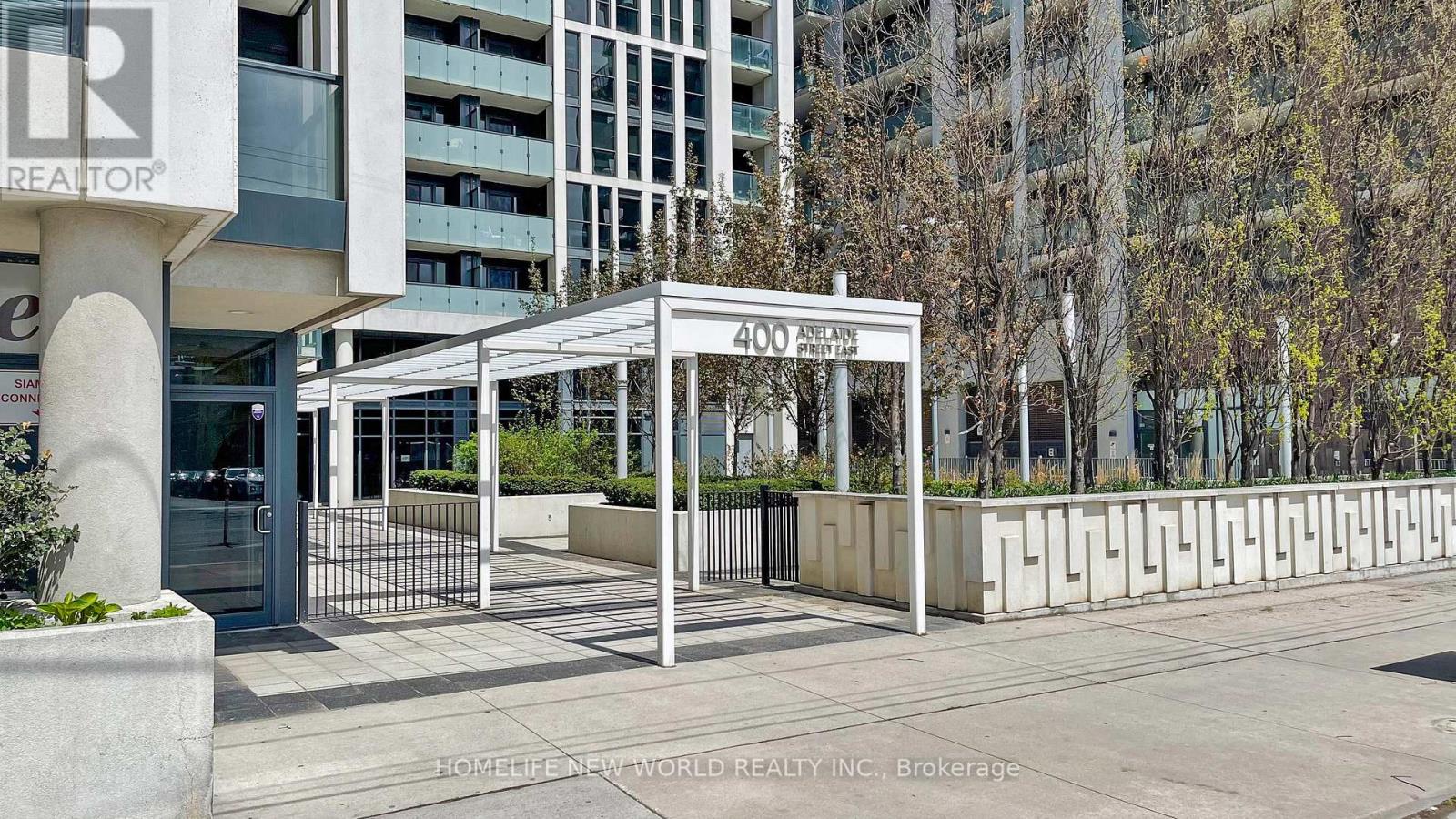 717 - 400 Adelaide Street E, Toronto (moss Park), Ontario