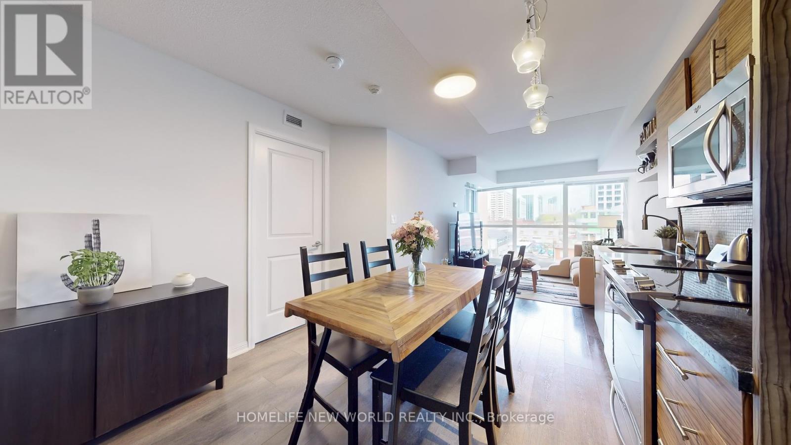 717 - 400 Adelaide Street E, Toronto (moss Park), Ontario