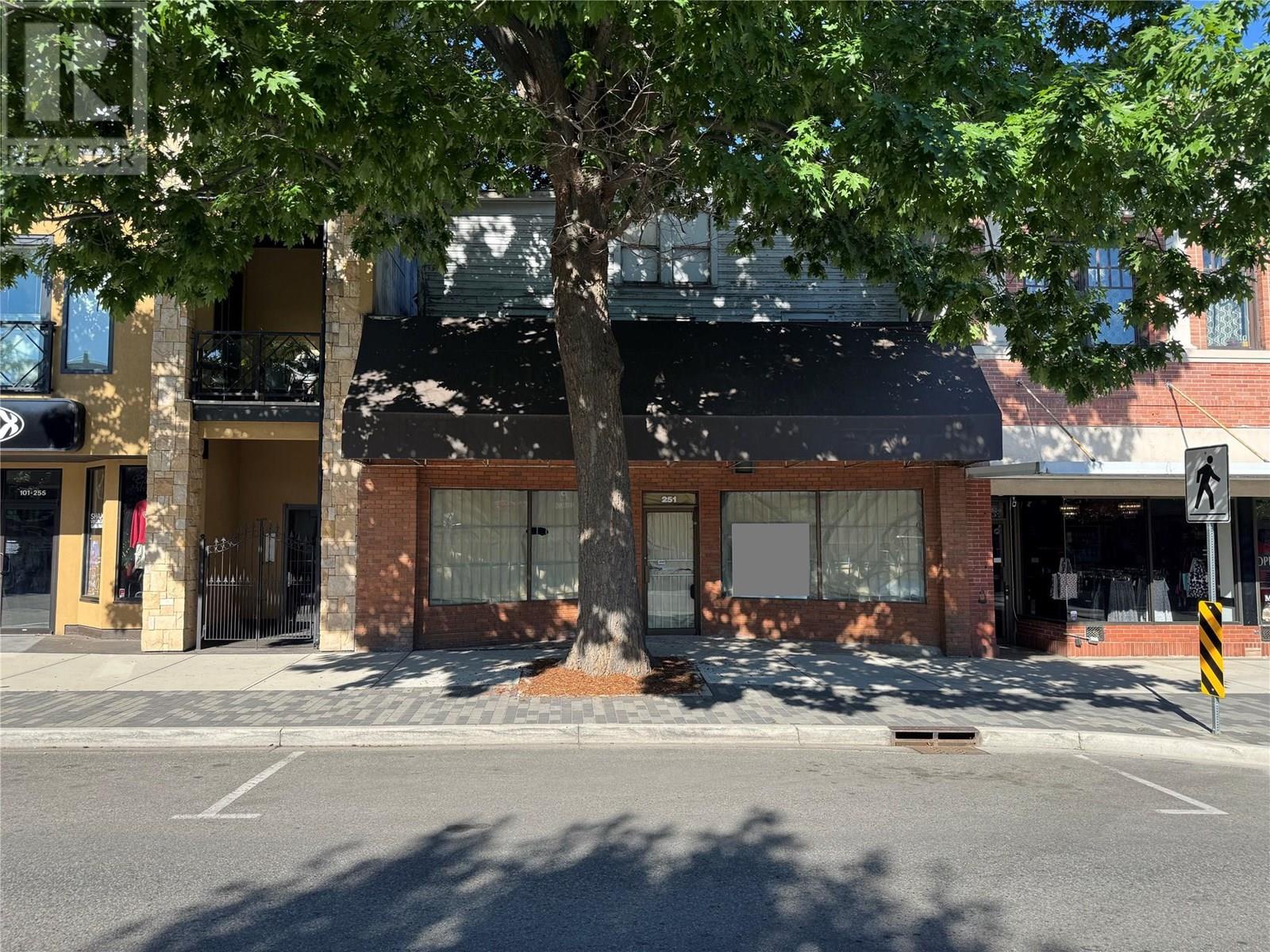 251 Main Street, Penticton, British Columbia