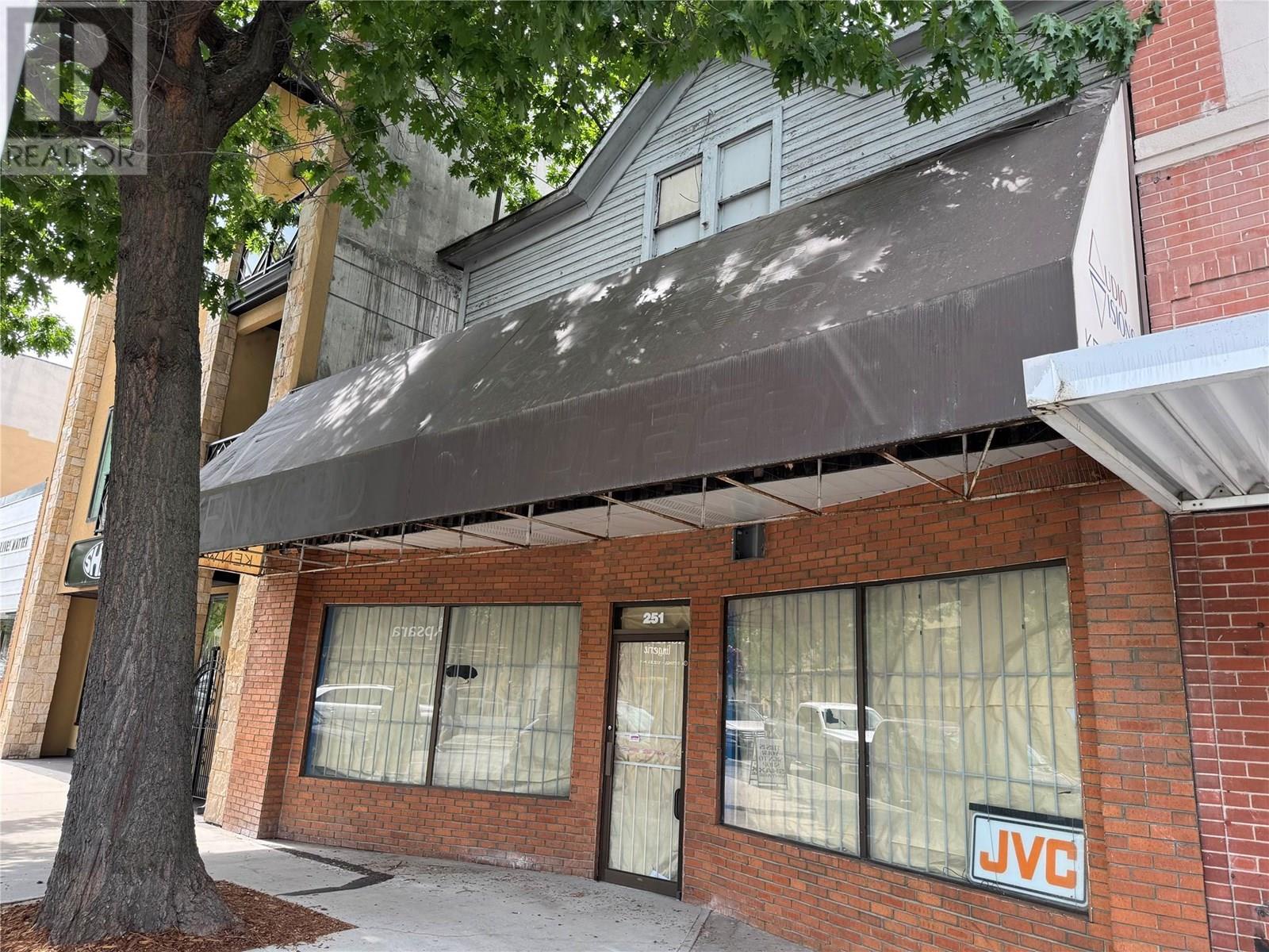 251 Main Street, Penticton, British Columbia