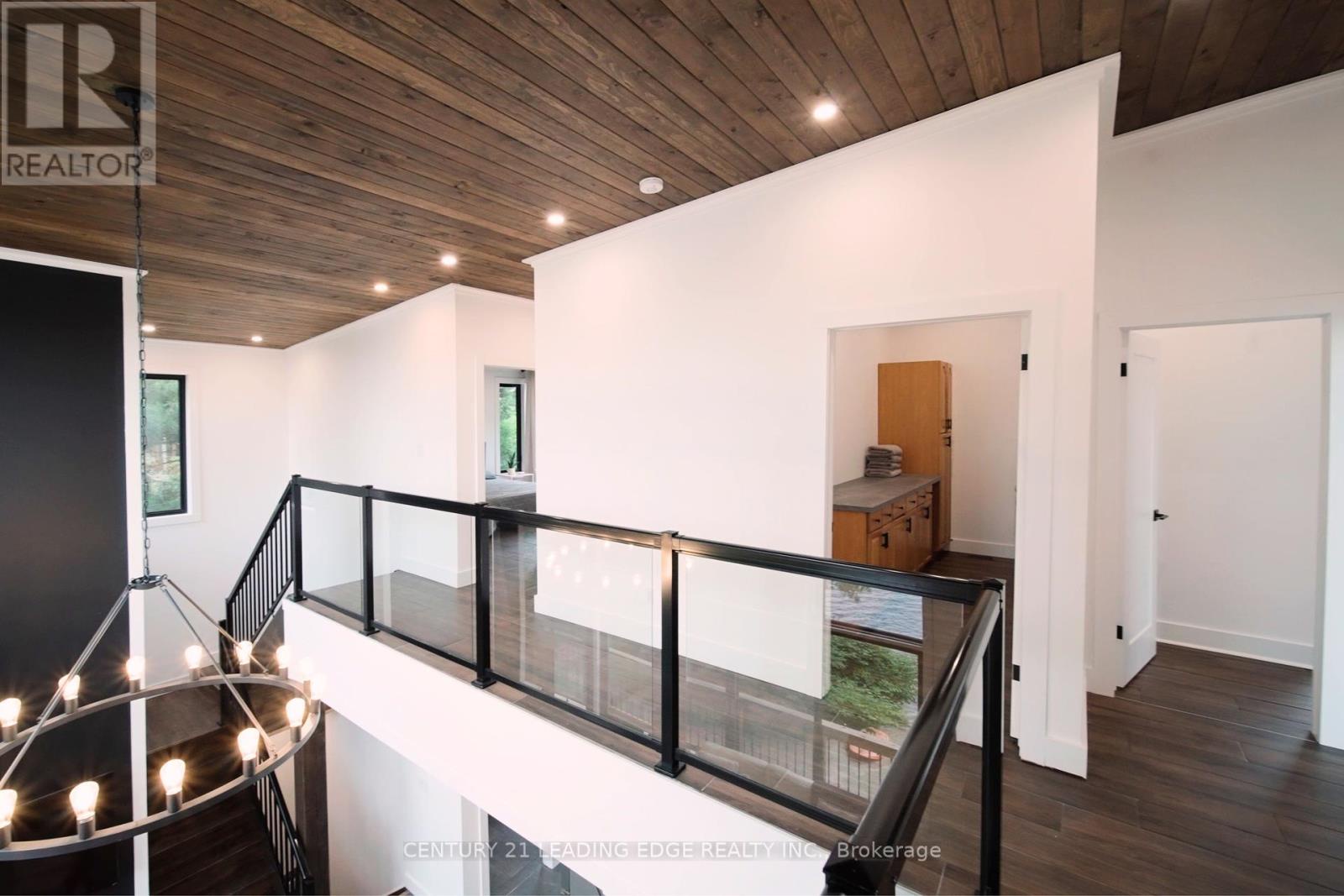 34 Ottawa Avenue, South River, Ontario