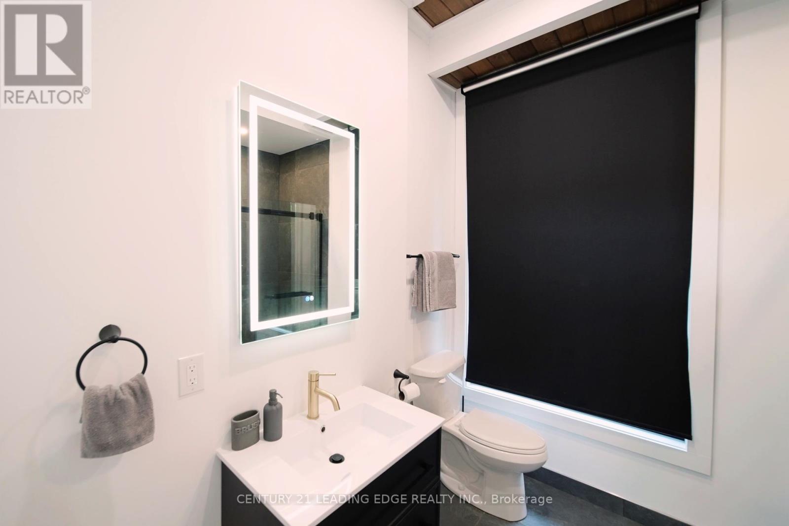 34 Ottawa Avenue, South River, Ontario