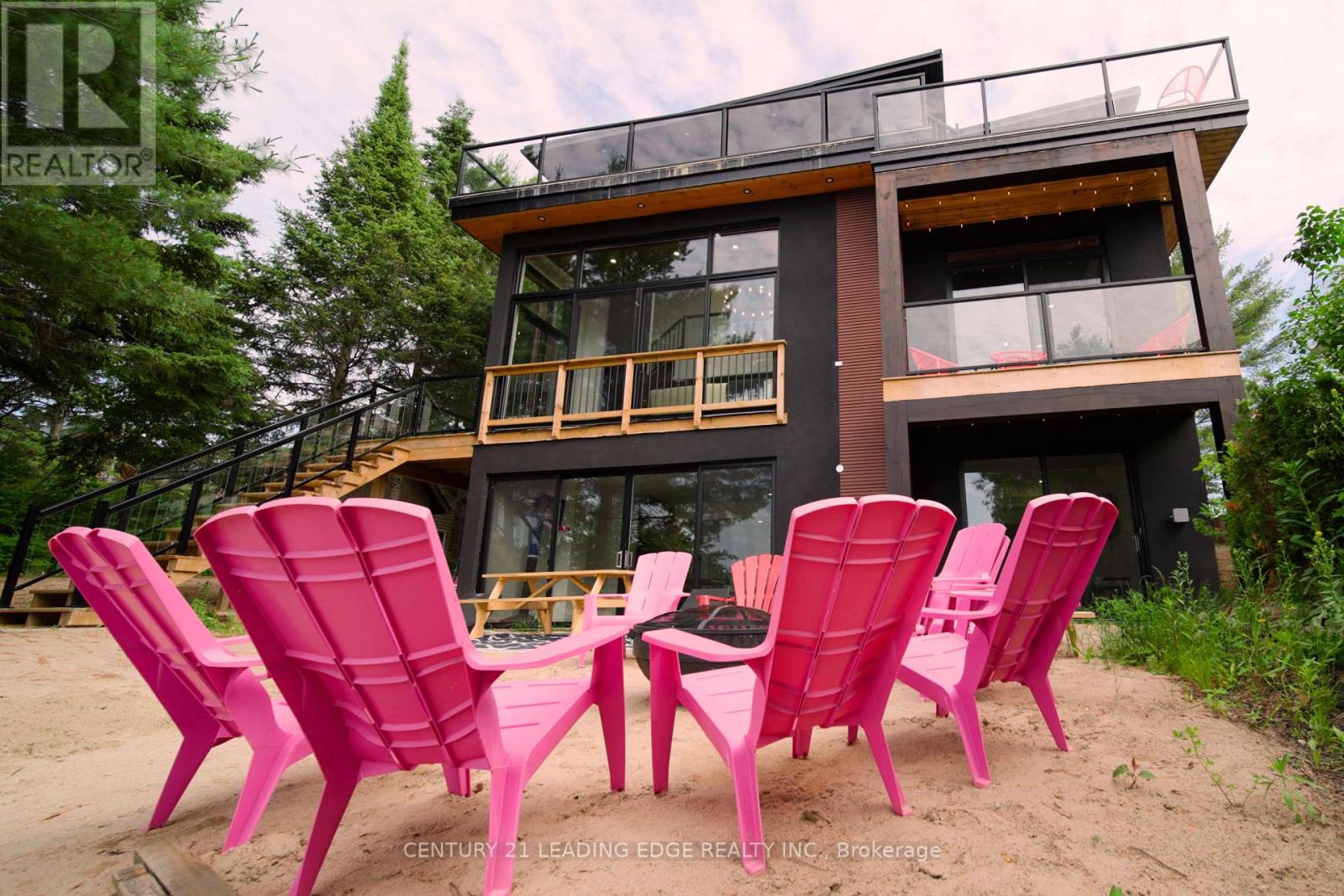 34 Ottawa Avenue, South River, Ontario