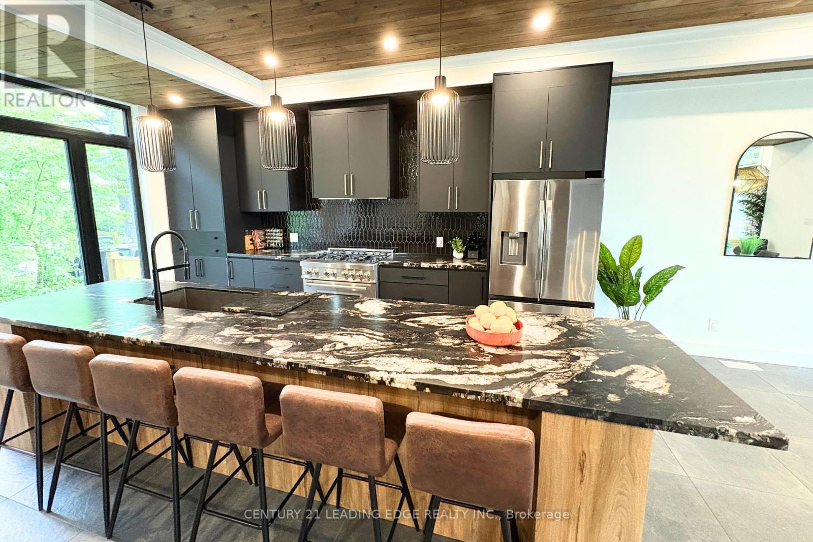 34 Ottawa Avenue, South River, Ontario