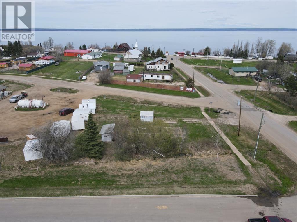 14 Lakeview Drive, Joussard, Alberta