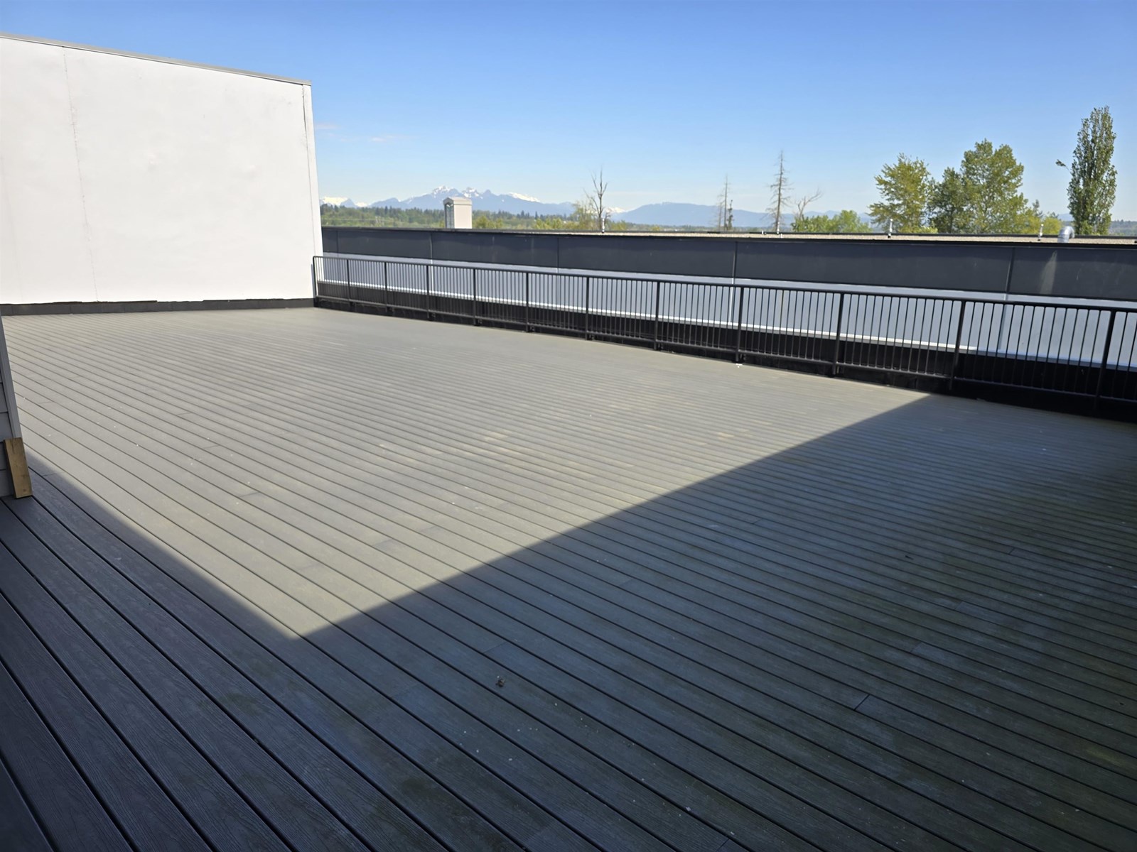 315 15315 66 Avenue, Surrey, British Columbia