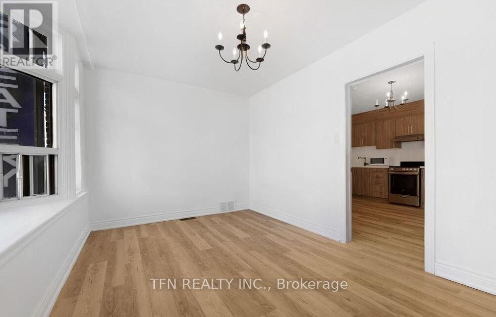 1279-1281 Gerrard Street E, Toronto (greenwood-coxwell), Ontario