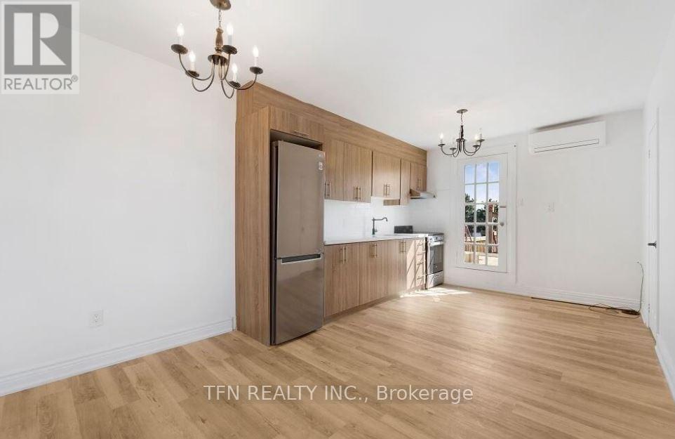 1279-1281 Gerrard Street E, Toronto (greenwood-coxwell), Ontario