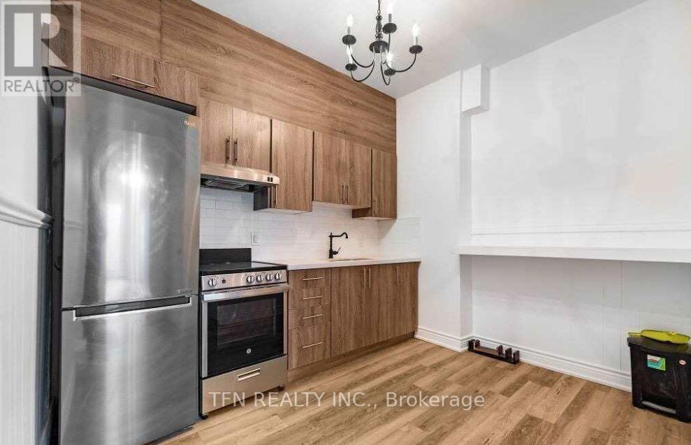 1279-1281 Gerrard Street E, Toronto (greenwood-coxwell), Ontario