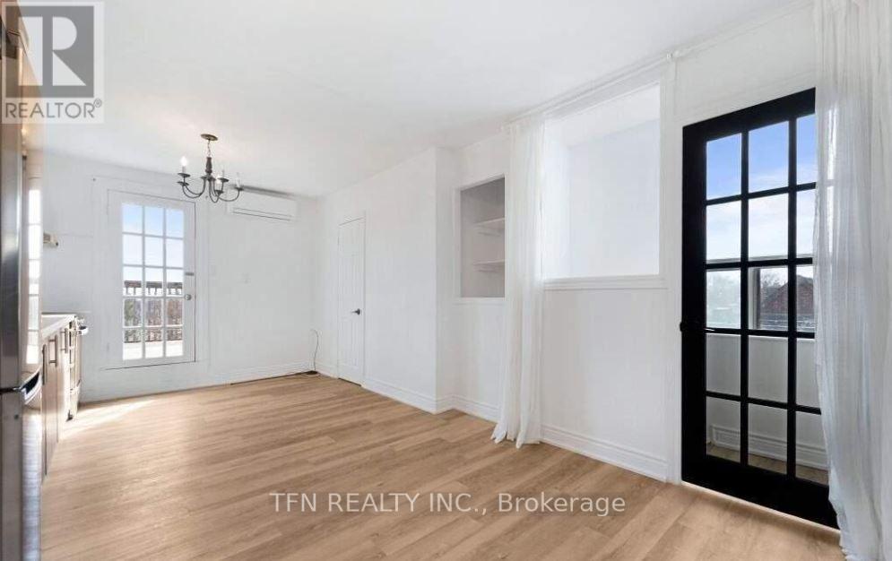 1279-1281 Gerrard Street E, Toronto (greenwood-coxwell), Ontario