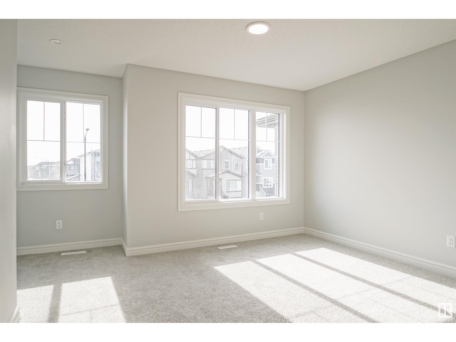 727 166 Av Ne, Edmonton, Alberta