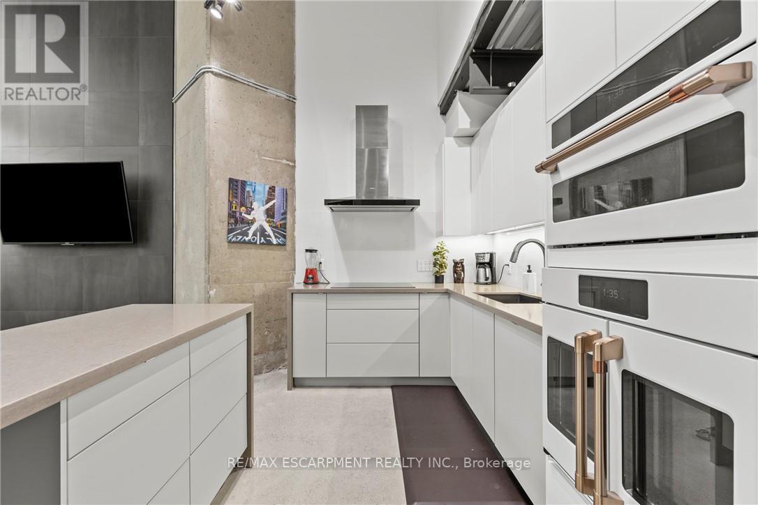 105 - 66 Bay Street S, Hamilton (durand), Ontario