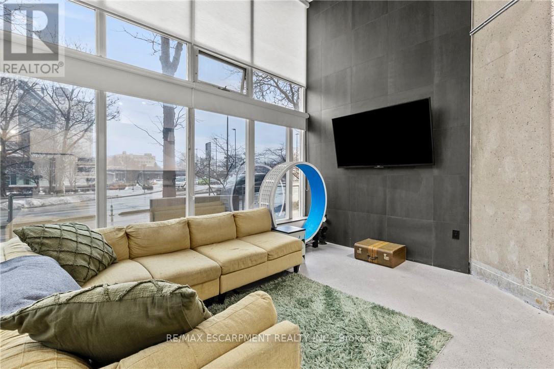 105 - 66 Bay Street S, Hamilton (durand), Ontario