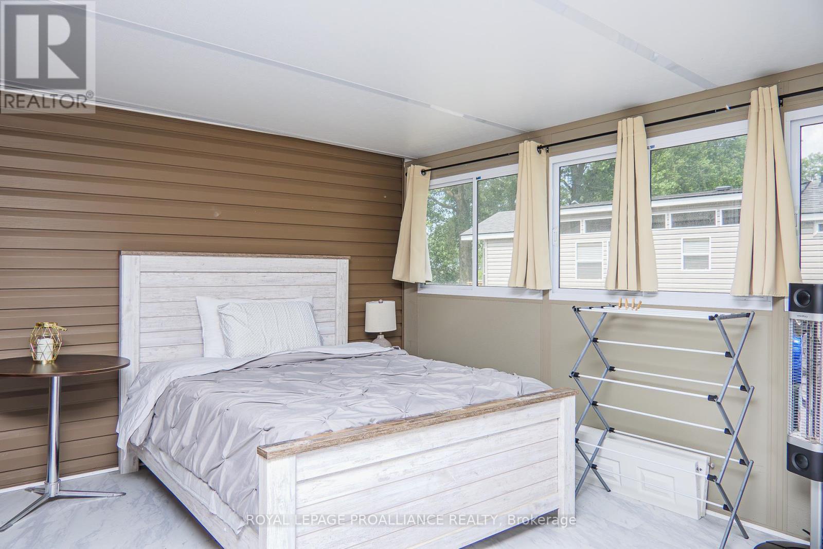 13 Beach View Lane - 486 County Road 18, Prince Edward County (athol Ward), Ontario