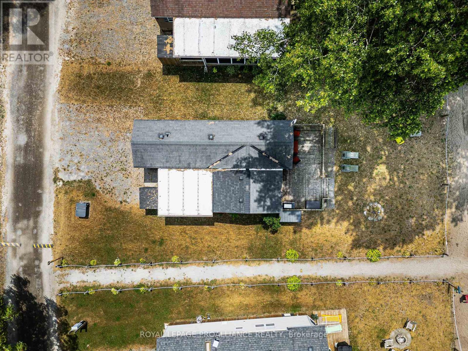 13 Beach View Lane - 486 County Road 18, Prince Edward County (athol Ward), Ontario