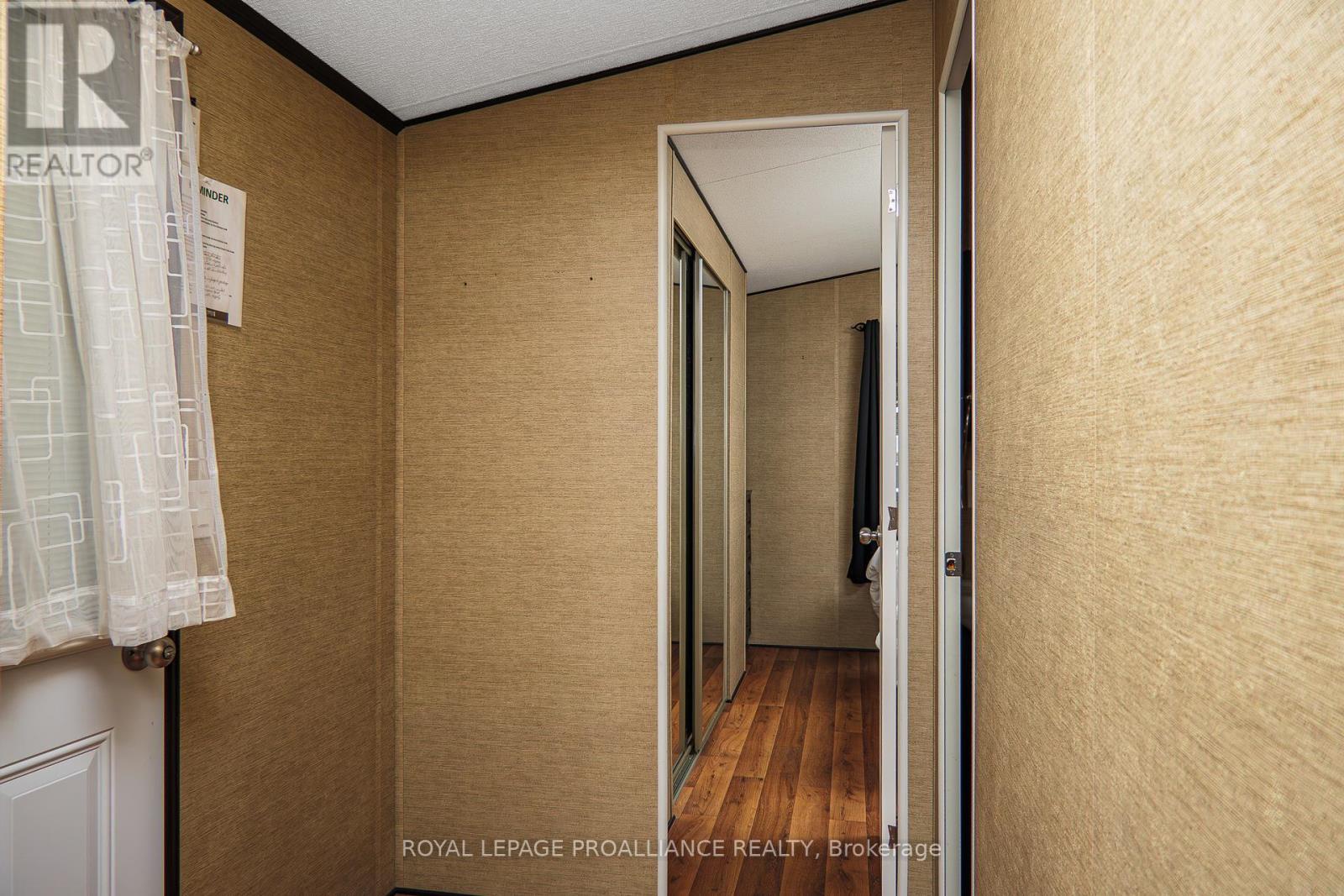 13 Beach View Lane - 486 County Road 18, Prince Edward County (athol Ward), Ontario