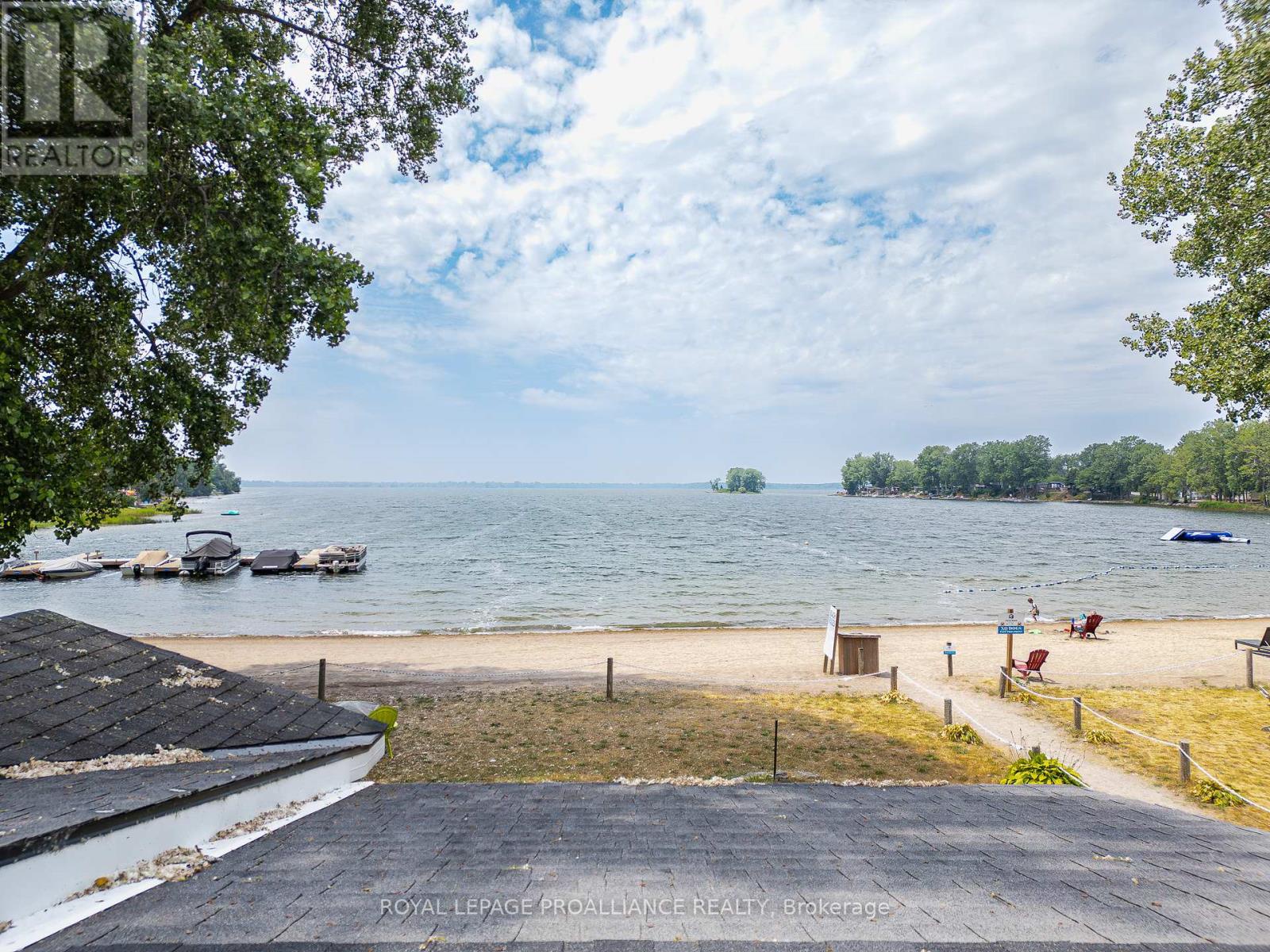 13 Beach View Lane - 486 County Road 18, Prince Edward County (athol Ward), Ontario