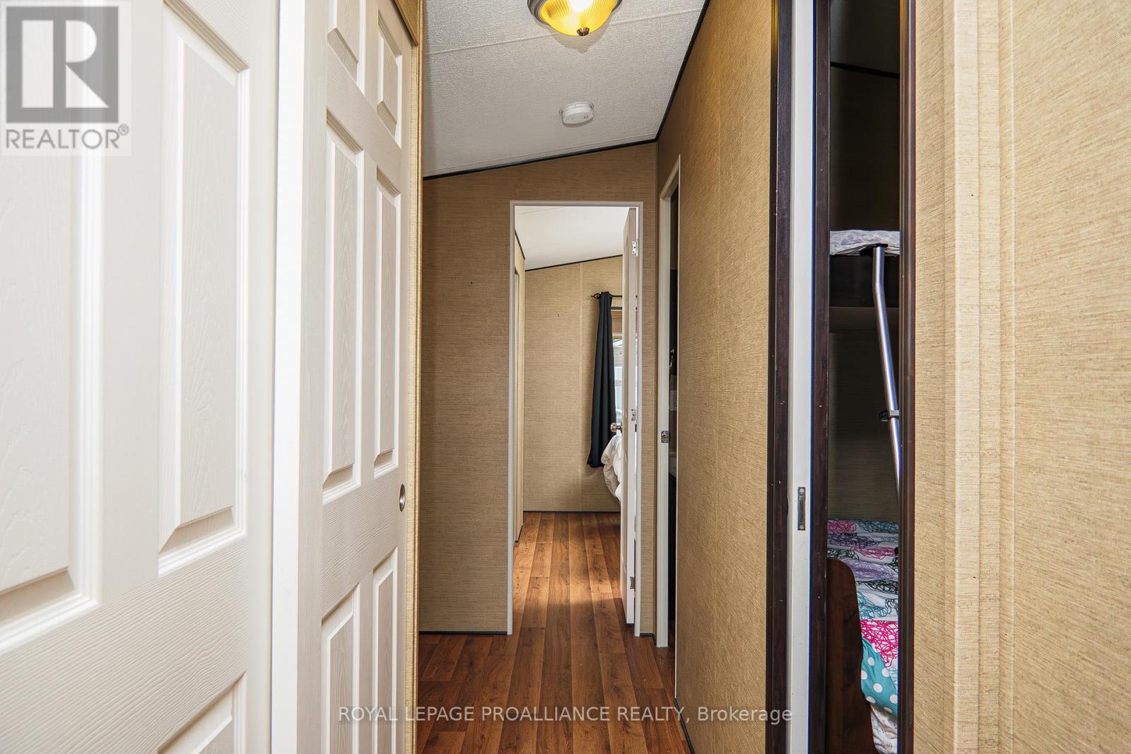 13 Beach View Lane - 486 County Road 18, Prince Edward County (athol Ward), Ontario