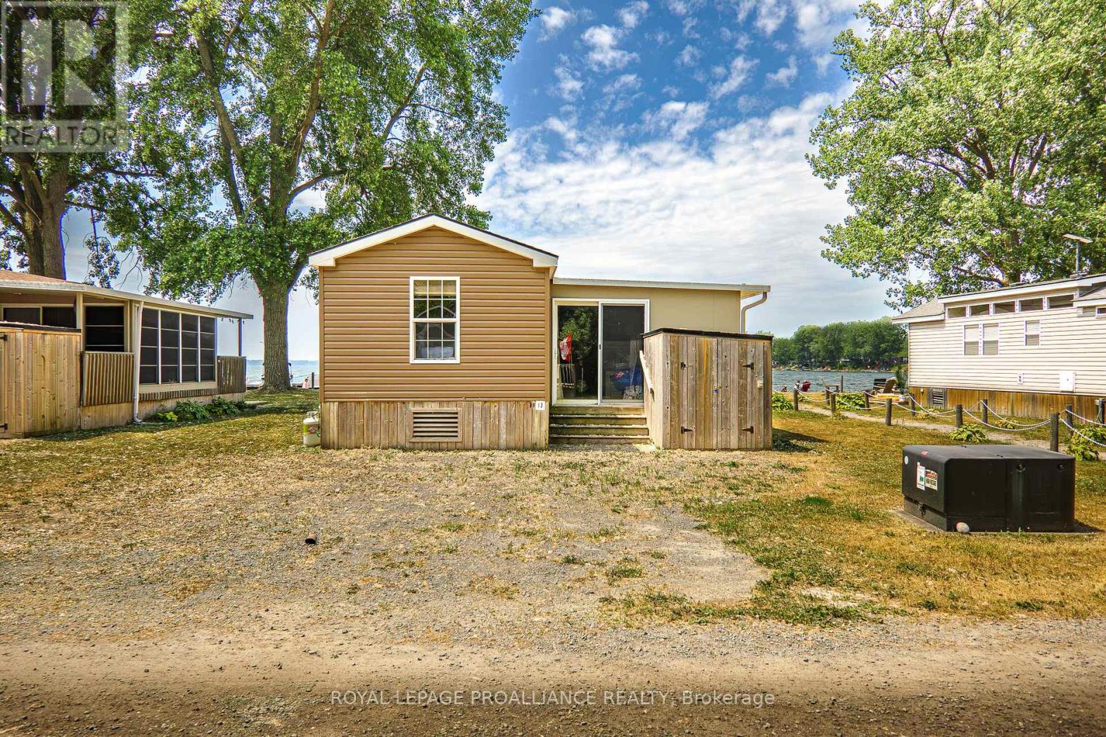 13 Beach View Lane - 486 County Road 18, Prince Edward County (athol Ward), Ontario