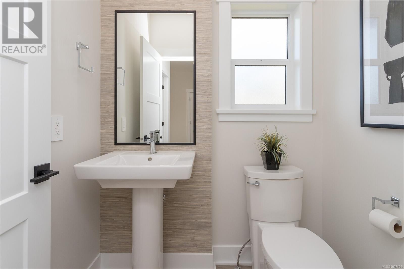 1403 Flint Ave, Langford, British Columbia