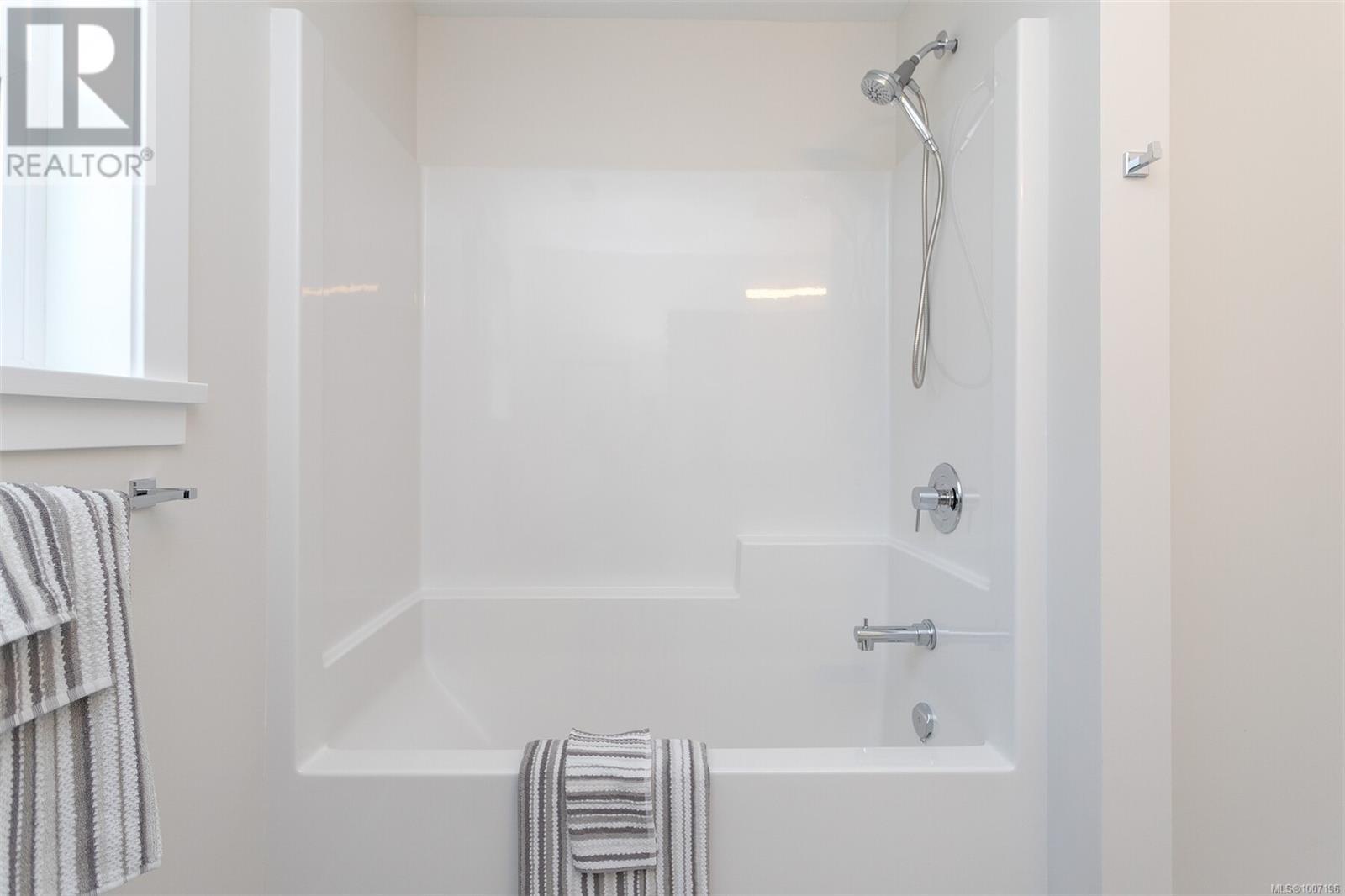 1403 Flint Ave, Langford, British Columbia