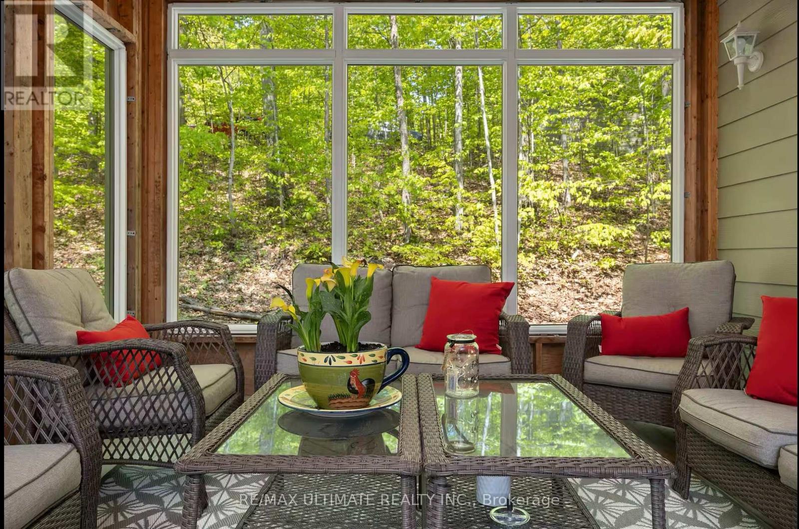 157 Farlain Lake Road W, Tiny, Ontario