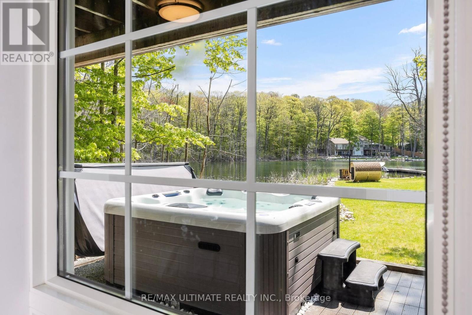 157 Farlain Lake Road W, Tiny, Ontario