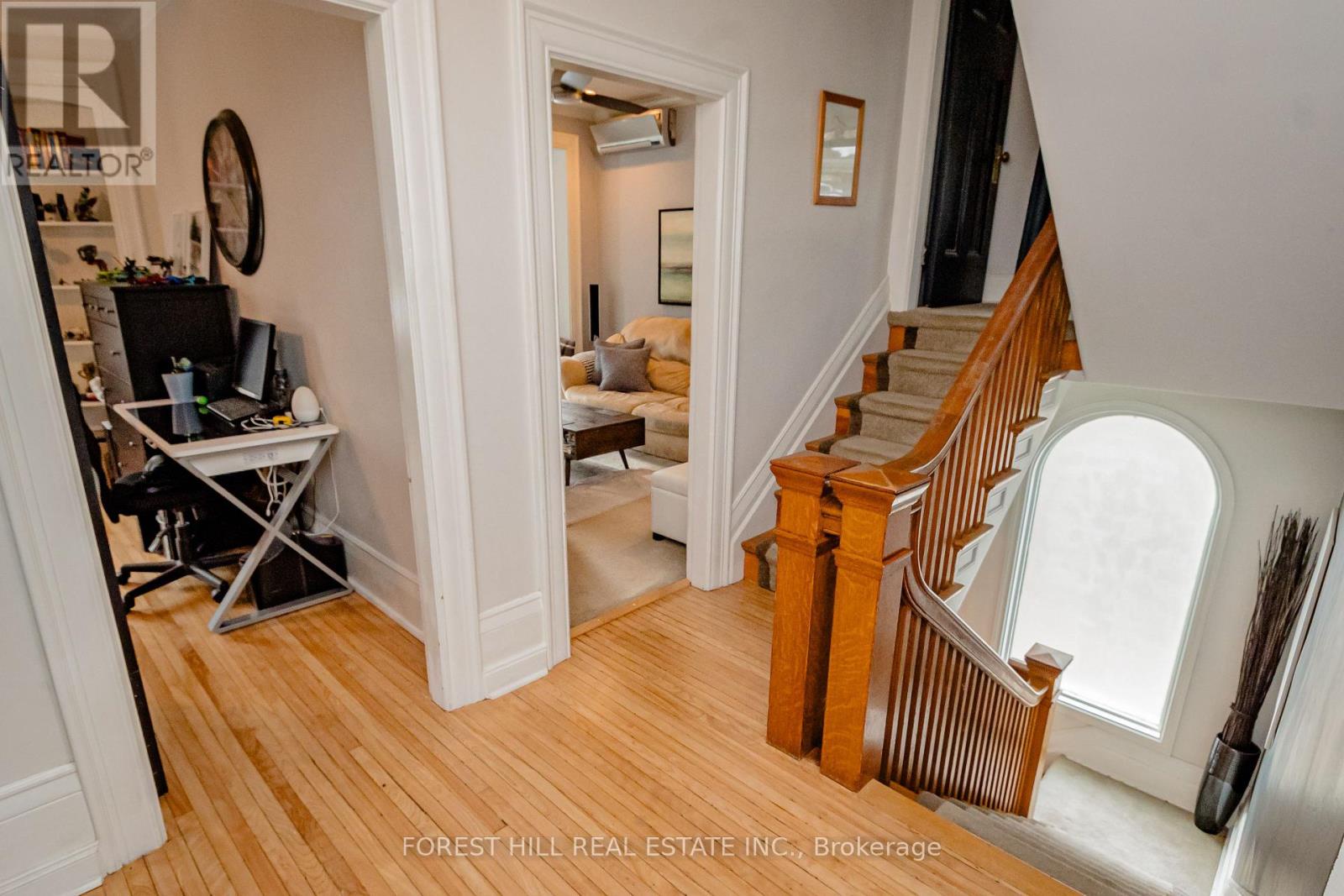 98 Central Avenue, London East (east F), Ontario