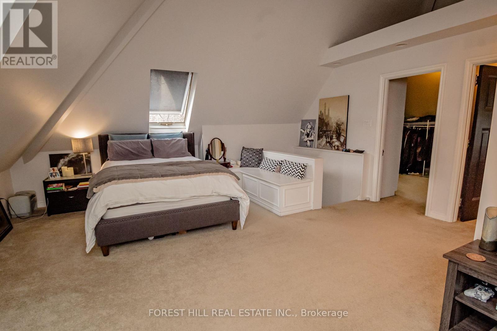 98 Central Avenue, London East (east F), Ontario