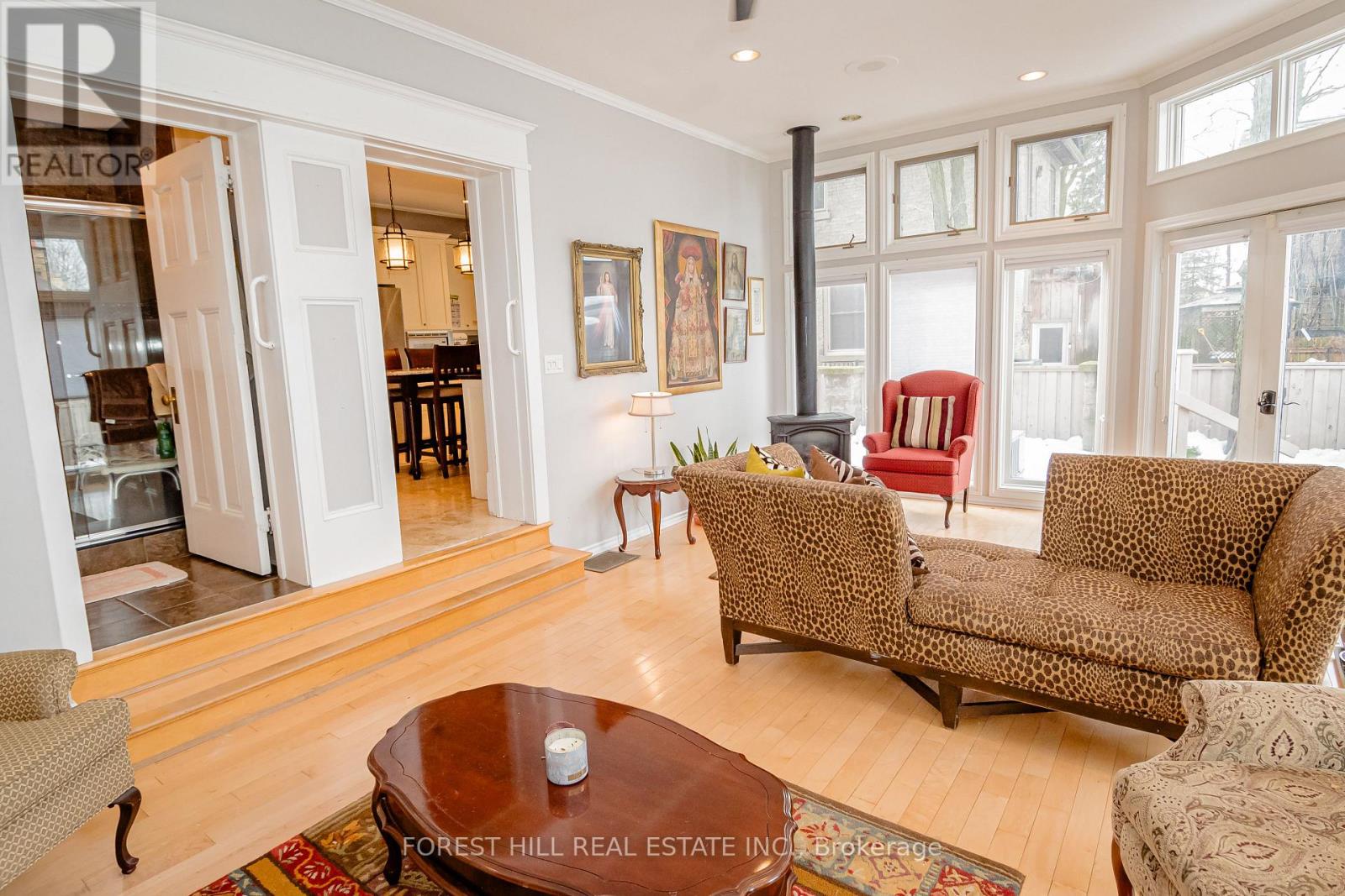 98 Central Avenue, London East (east F), Ontario