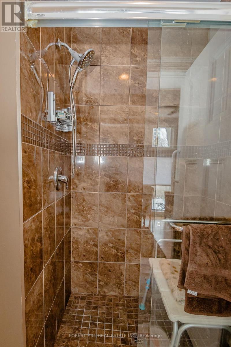 98 Central Avenue, London East (east F), Ontario