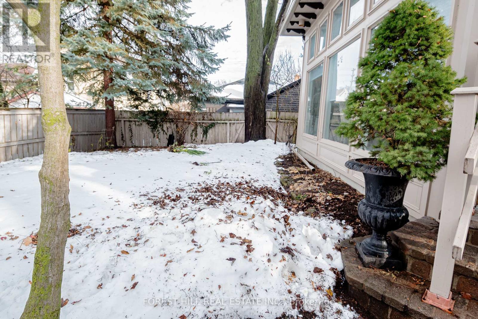 98 Central Avenue, London East (east F), Ontario