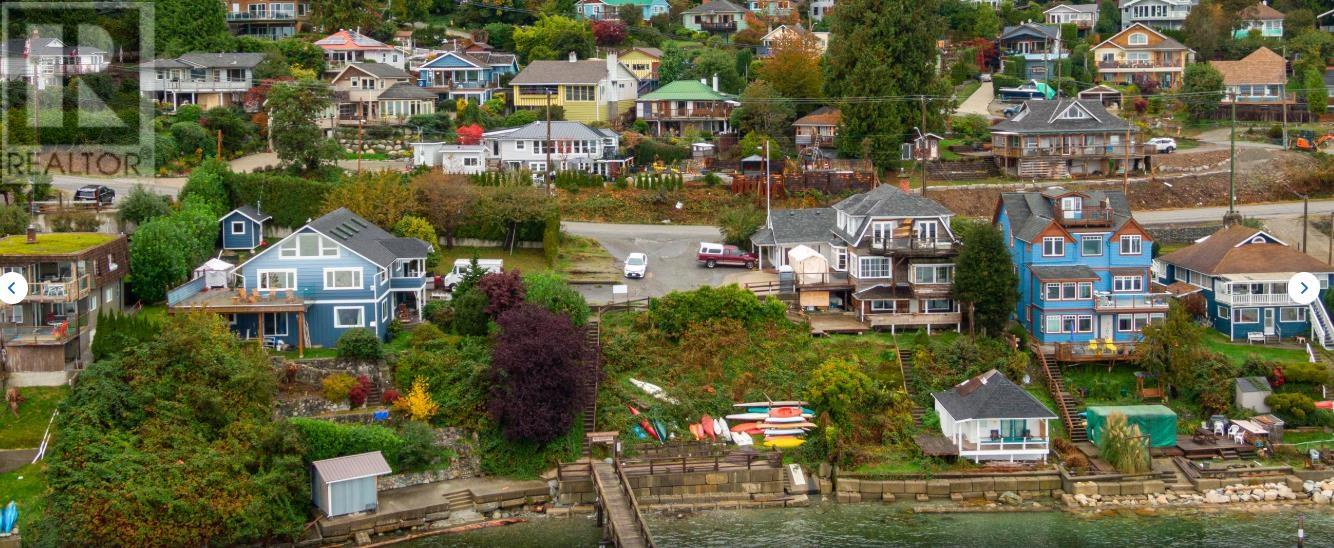 Lot 10 Elphinstone Avenue, Gibsons, British Columbia