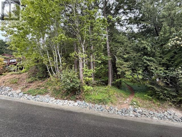 Lot 10 Elphinstone Avenue, Gibsons, British Columbia