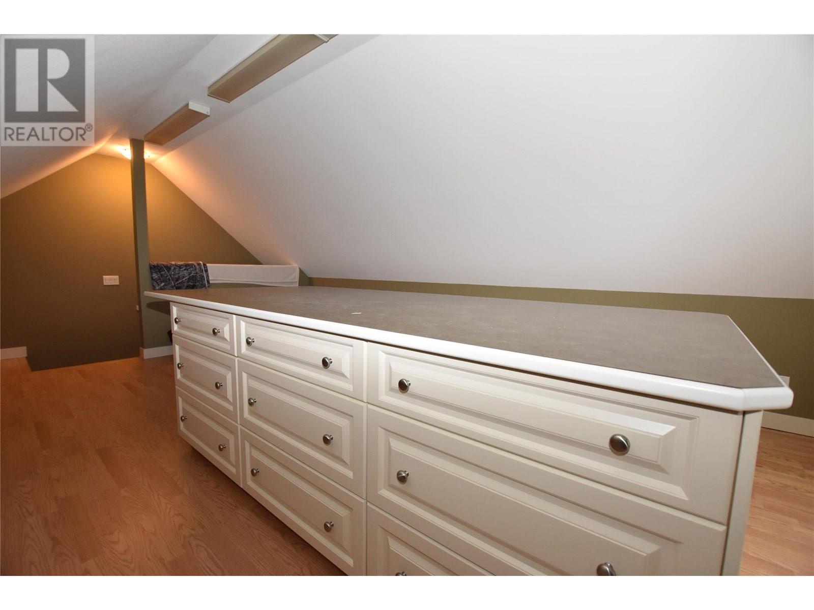 458 Ibis Avenue, Vernon, British Columbia