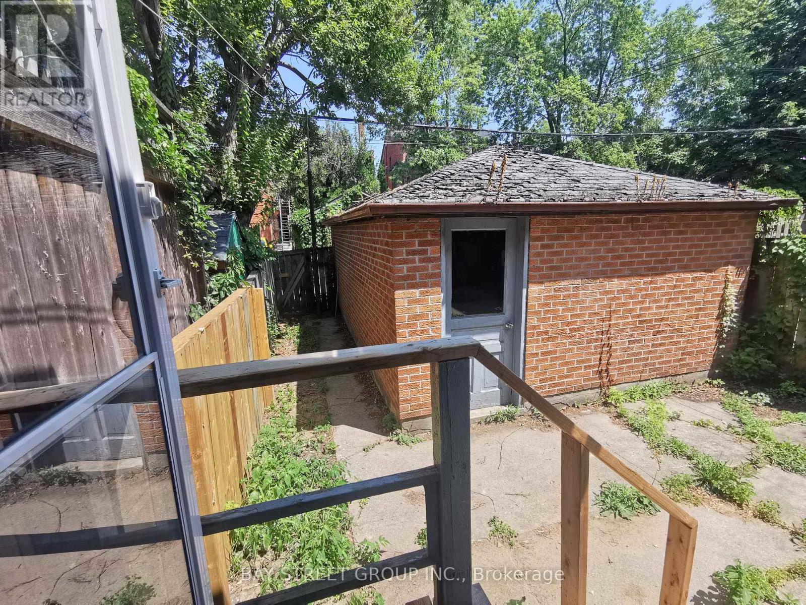 35 Borden Street, Toronto (university), Ontario