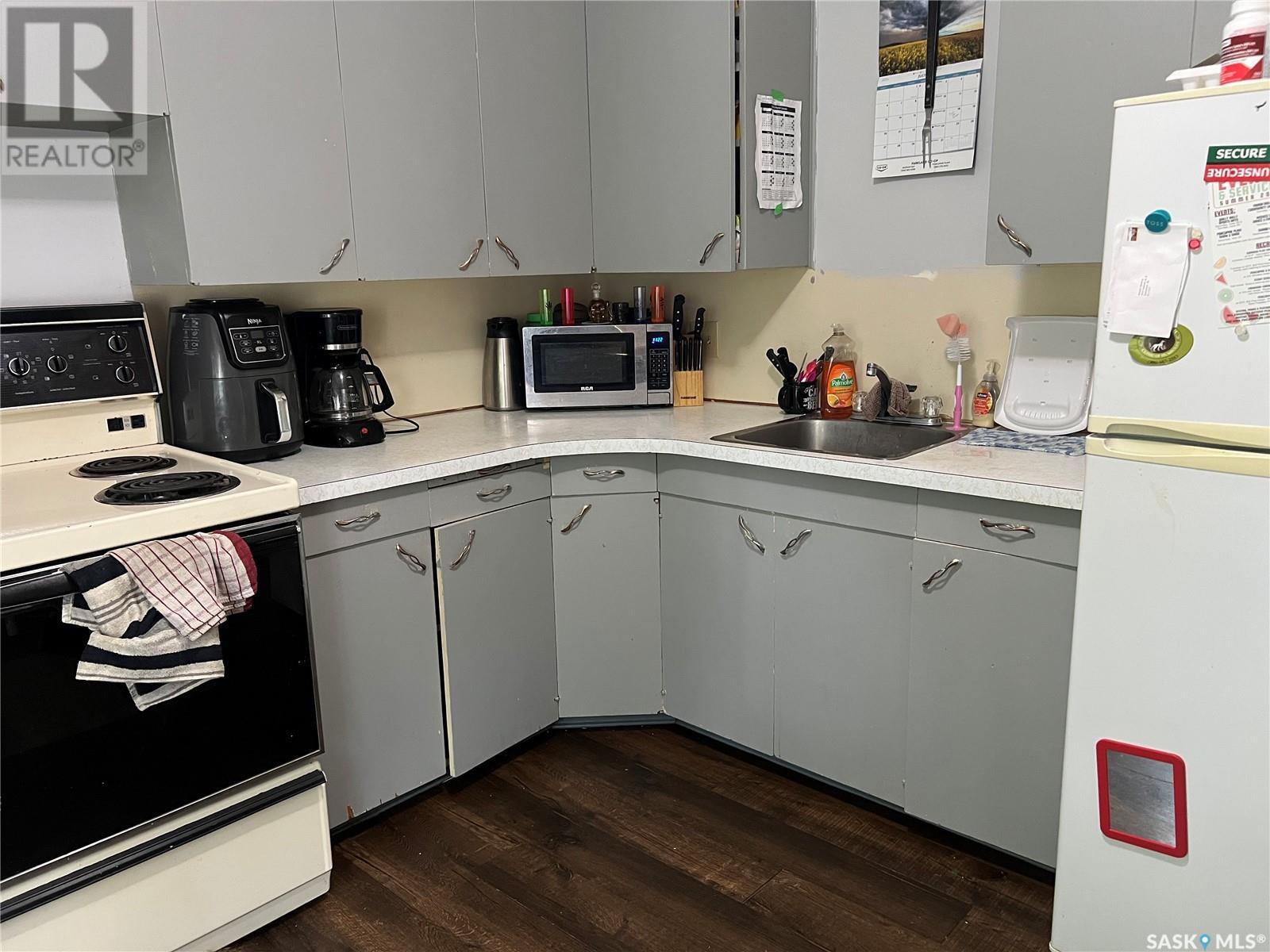 335 1st Avenue E, Porcupine Plain, Saskatchewan