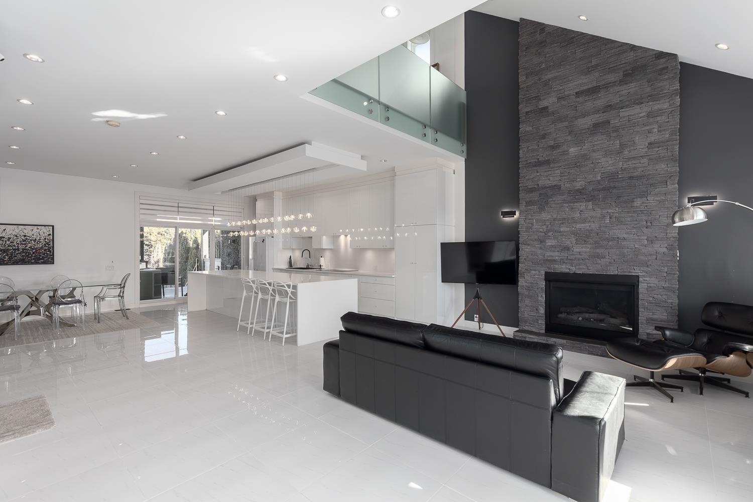 17457 2b Avenue, Surrey, British Columbia