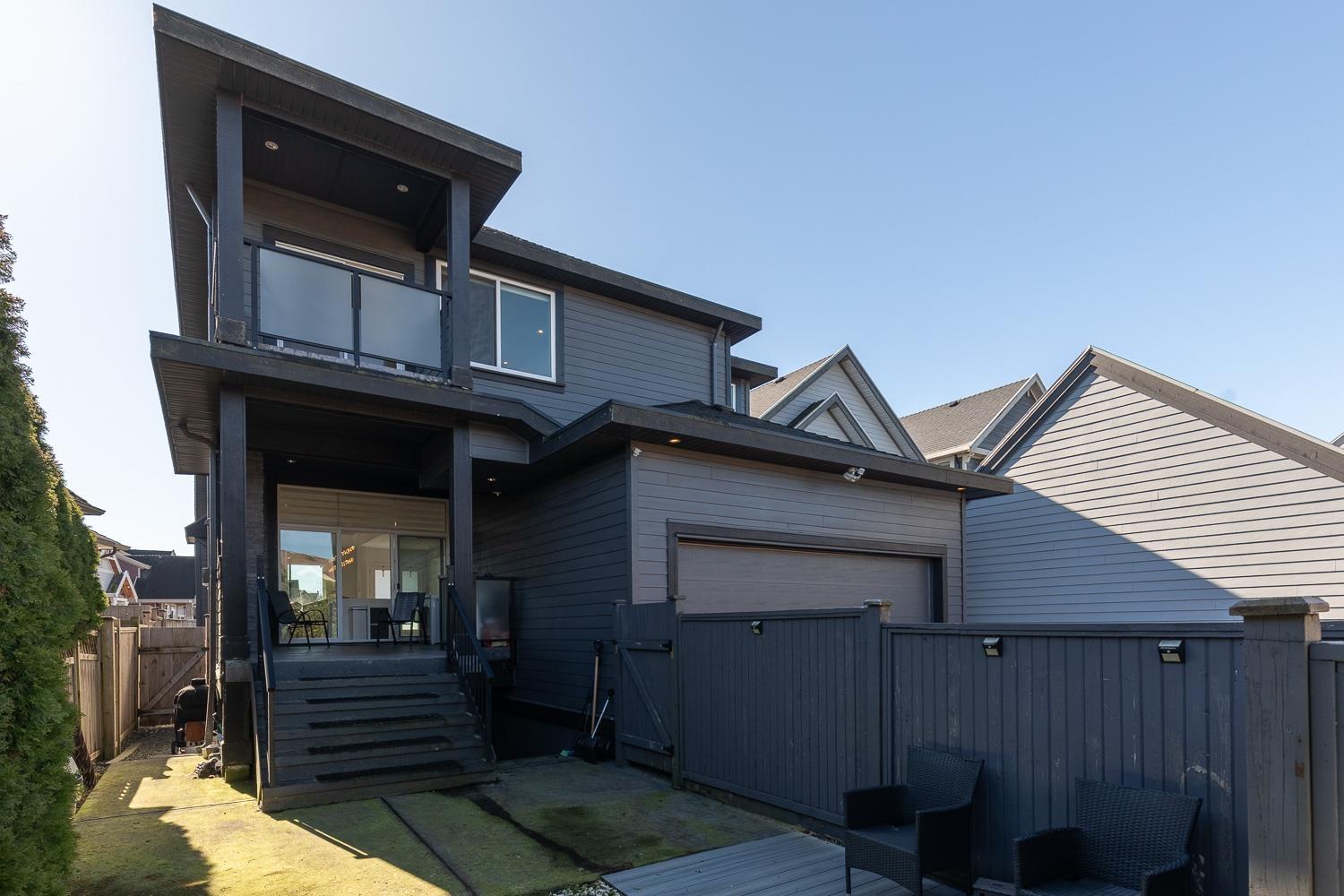 17457 2b Avenue, Surrey, British Columbia