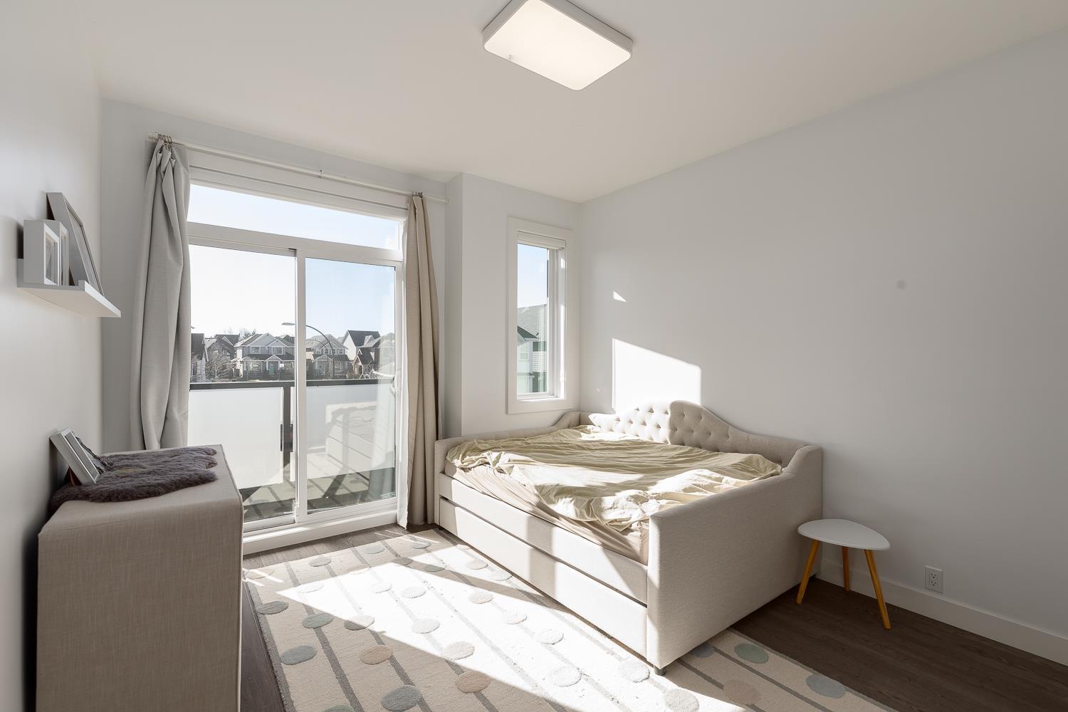 17457 2b Avenue, Surrey, British Columbia