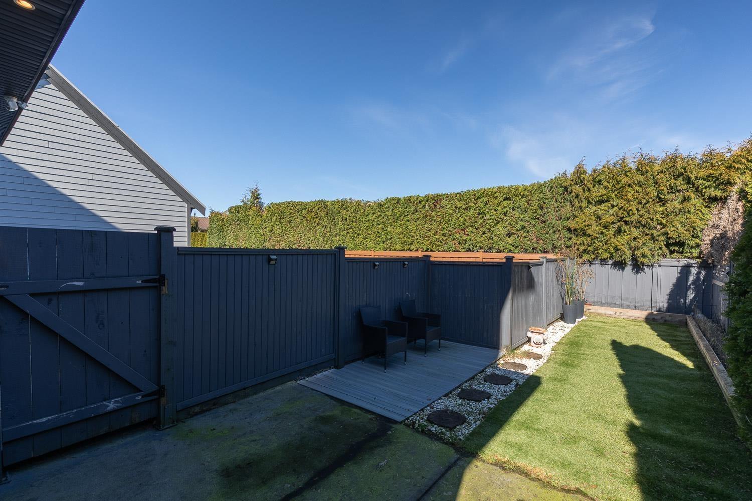 17457 2b Avenue, Surrey, British Columbia