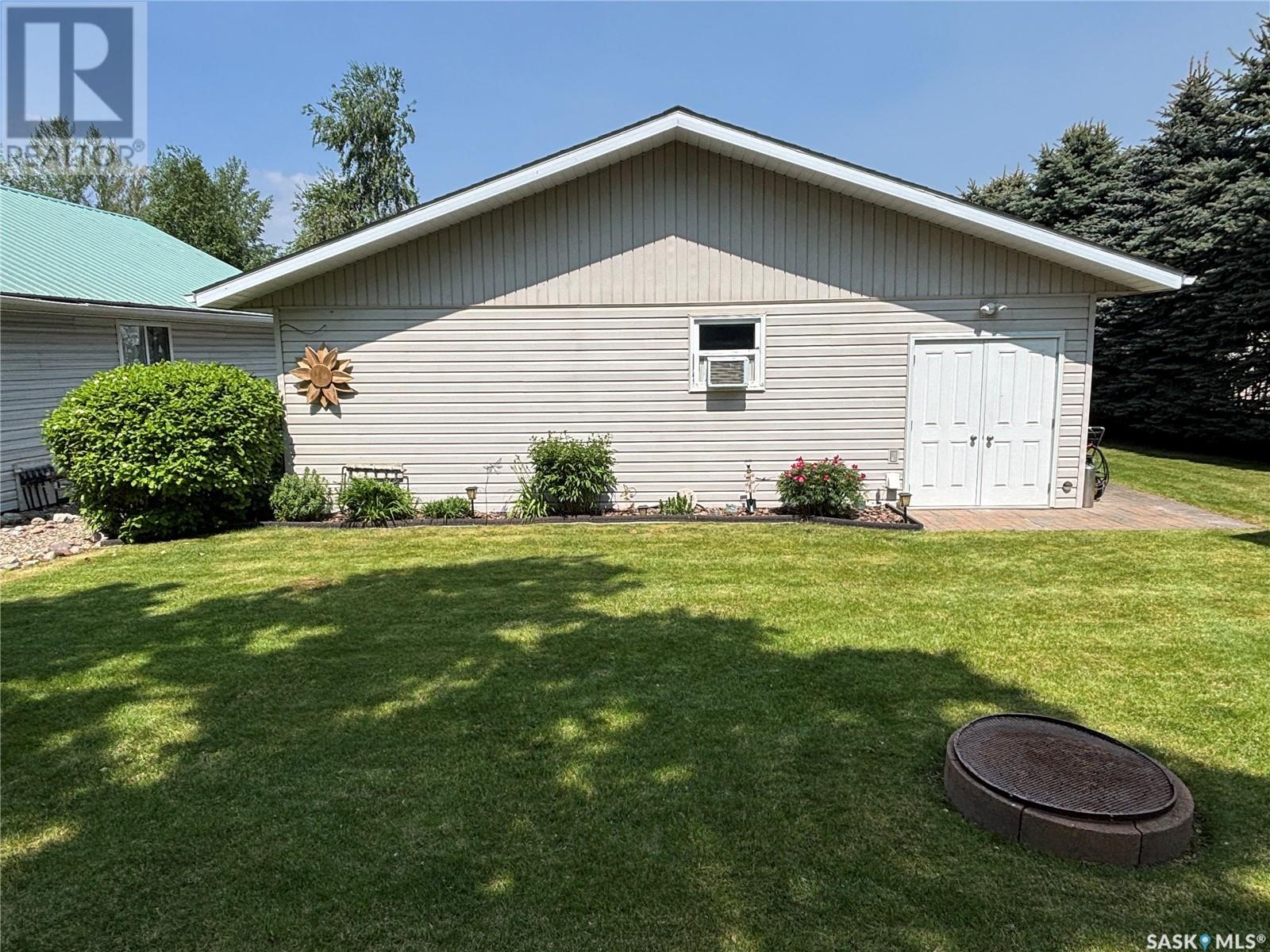 219 Sovereign Crescent, Coteau Beach, Saskatchewan