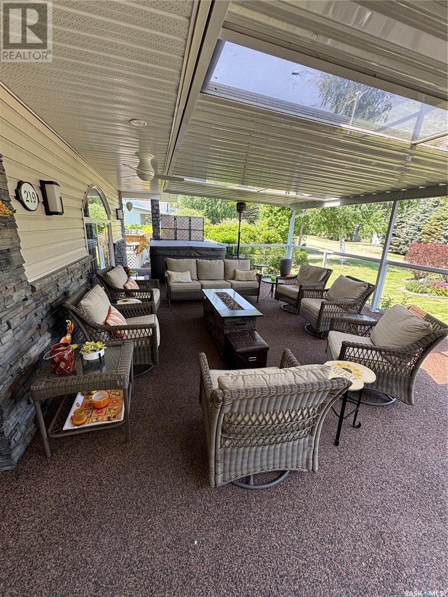 219 Sovereign Crescent, Coteau Beach, Saskatchewan