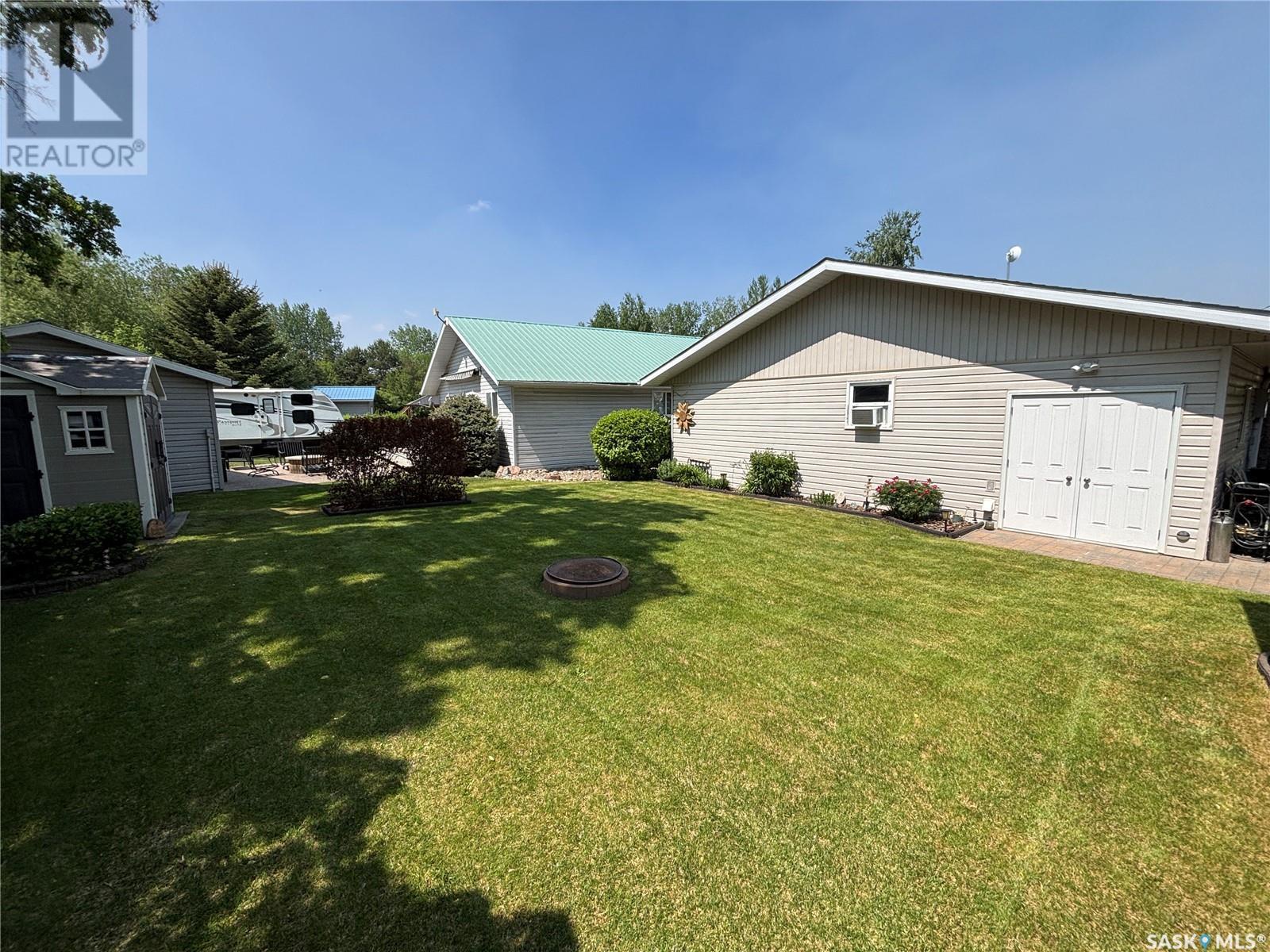 219 Sovereign Crescent, Coteau Beach, Saskatchewan