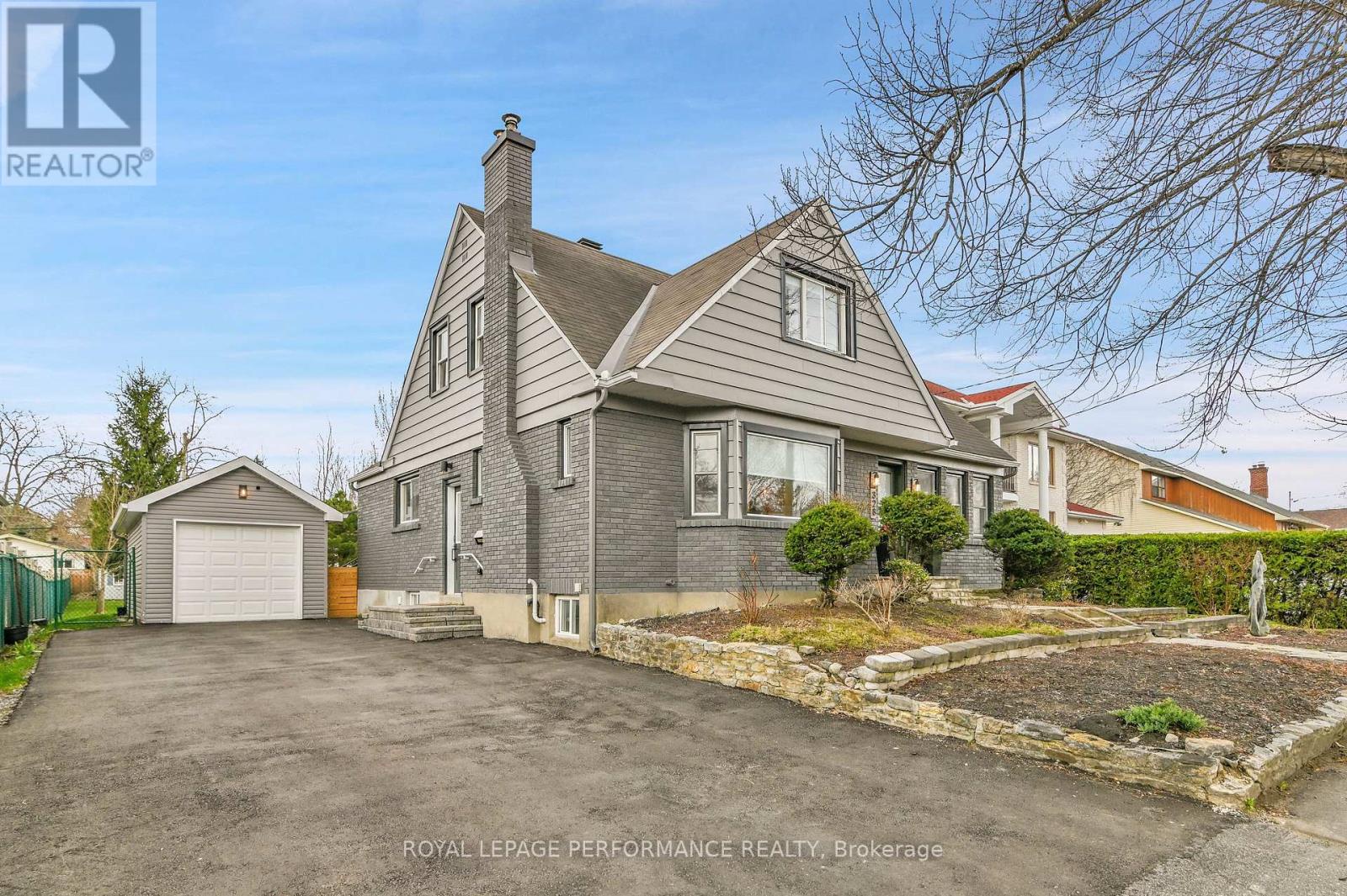 328 Pleasant Park Road, Ottawa, Ontario