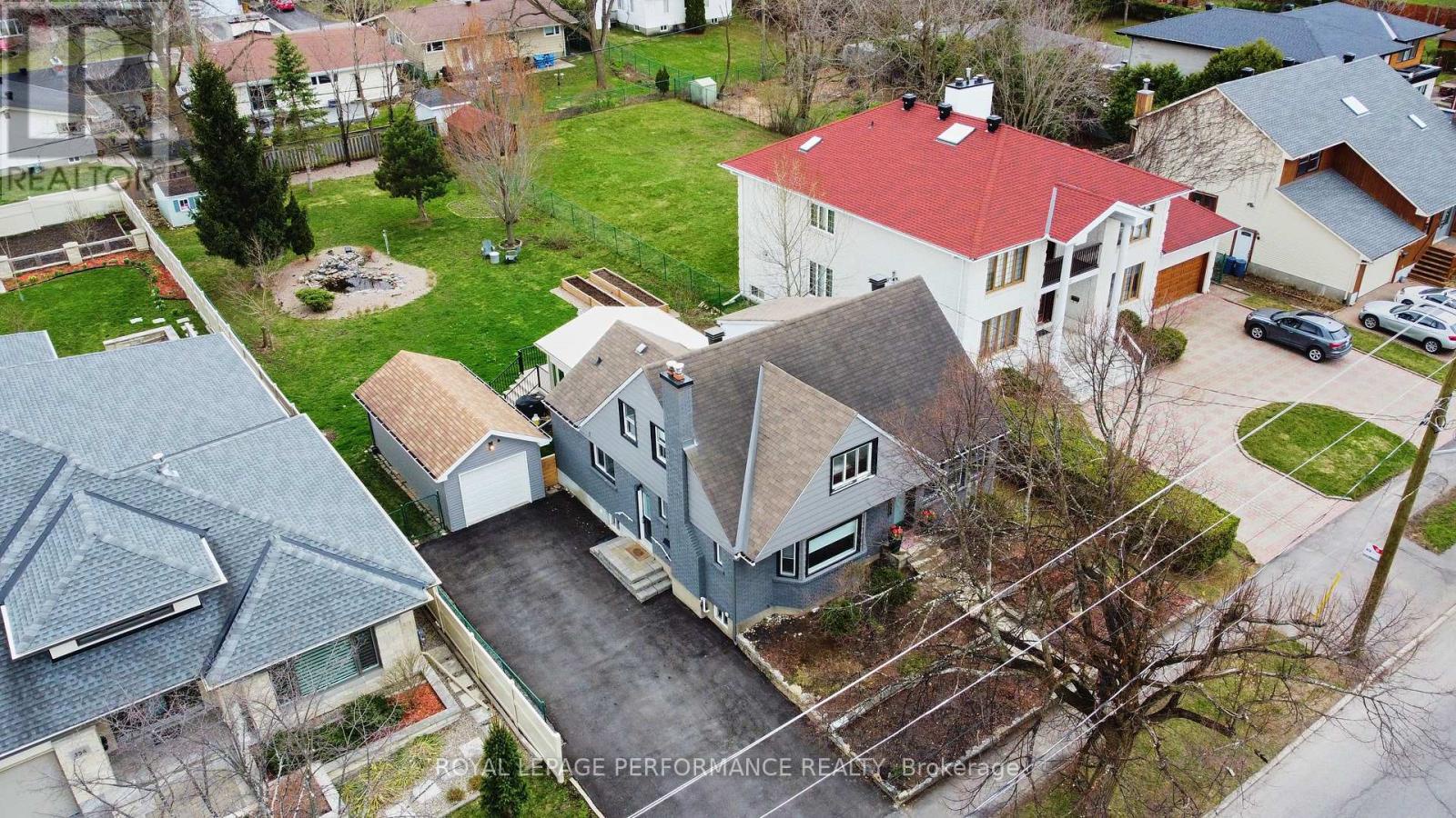 328 Pleasant Park Road, Ottawa, Ontario