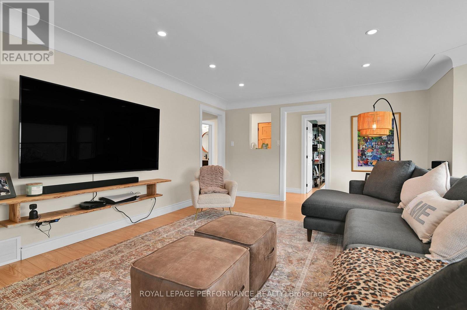 328 Pleasant Park Road, Ottawa, Ontario