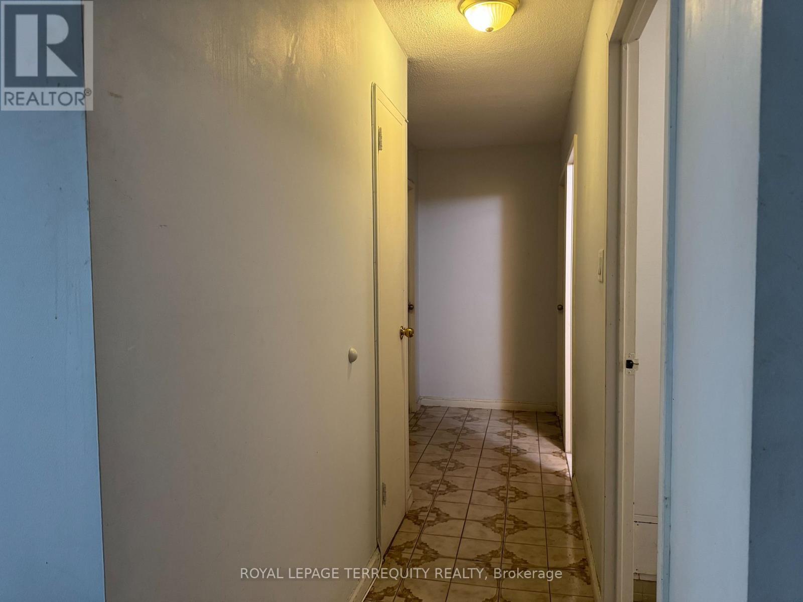 409 - 15 London Green Court, Toronto (glenfield-jane Heights), Ontario